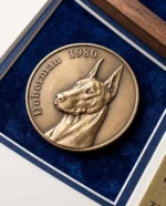 Custom Pet Memorial Frame – Solid Walnut Display Frame with 3D Brass Portrait & Engraved Plaque - Image 6