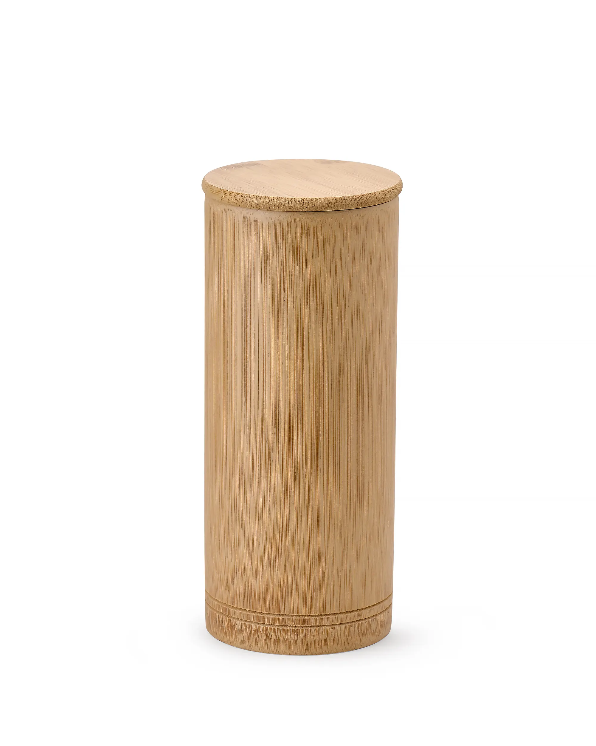 Natural Bamboo Pet Urn – Single Section Front View Natural bamboo pet urn made from a single cylindrical bamboo section with vertical grain, a flat lid, and two grooves near the base